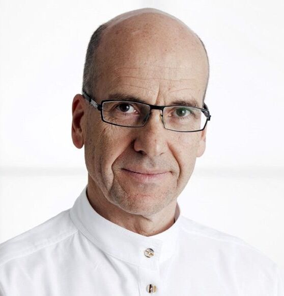 Лекар Флеболог Петър Петров